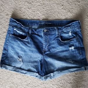 Boyfriend jean shorts